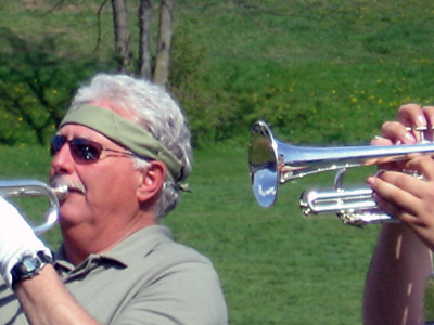 Mike Twigg at rehearsal (Simcoe, 2008)
Photo by Susan Roberts
Keywords: 2008