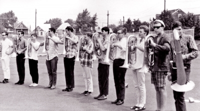 Alan Acron, Ray Roussel, Dennis Roussel, Marcel Smolinski, Wayne Dean, George Wright, Dave Hibbits, Bob Christie, Phill Bellavance, Bill Andrews, Paul Thompson (probably 1967)
Photo by Don Daber
Keywords: 1967