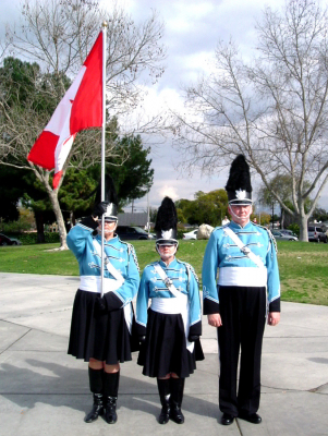 Optimists, Wendy Paquin, Mhairi Cumming & Jim Kane with Anaheim Kingsmen Alumni (2007)
Keywords: 2007