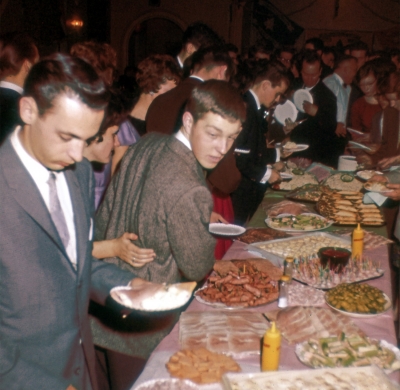 Harry Clark, Ronn Prokop and other Optimists members (Victory Banquet, 1960)
Photo by Don Daber
Keywords: 1960