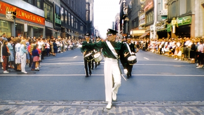 Bill Jay leads the Bantam Optimists (Yonge St, Toronto, 1960)
Photo by Don Daber
Keywords: 1960