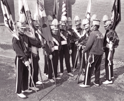 Optimists Colour Guard relaxing (1961)
Photo by Don Daber
Keywords: 1961