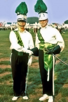 Guard Captain of Cavaliers and Andy Henderson, Guard Captain of the Toronto Optimists (Mundelein, IL, 1963)
Keywords: 1963