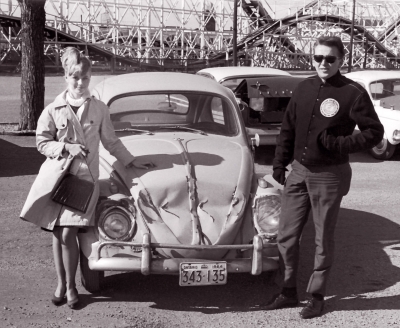 Andy Henderson and his girlfriend ALMOST arrived on time (Shell Tower, CNE, 1964)
Photo by Don Daber
Keywords: 1964