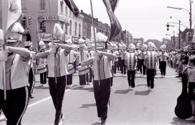 Toronto Optimists wearing summer parade tops (Sarnia, 1964)
Photo by Don Daber
Keywords: 1964