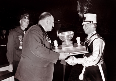 Andy Henderson receives Nationals' trophy (Nationals, Varsity Stadium, Toronto, 1964)
Photo by Don Daber
Keywords: 1964