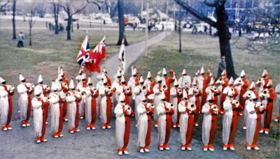 Jolly Jesters warming up for the Grey Cup parade (Queens Park, Toronto, 1957)
Keywords: 1957