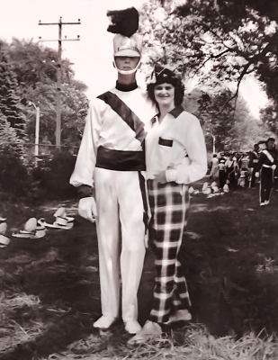 Phil and Betty Hennings (unknown)
Unknown photographer
