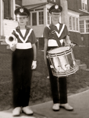 Rick and Steph Cooper in their Bantam Optimists uniforms (1962)
Submitted by Steph Cooper
Keywords: 1962